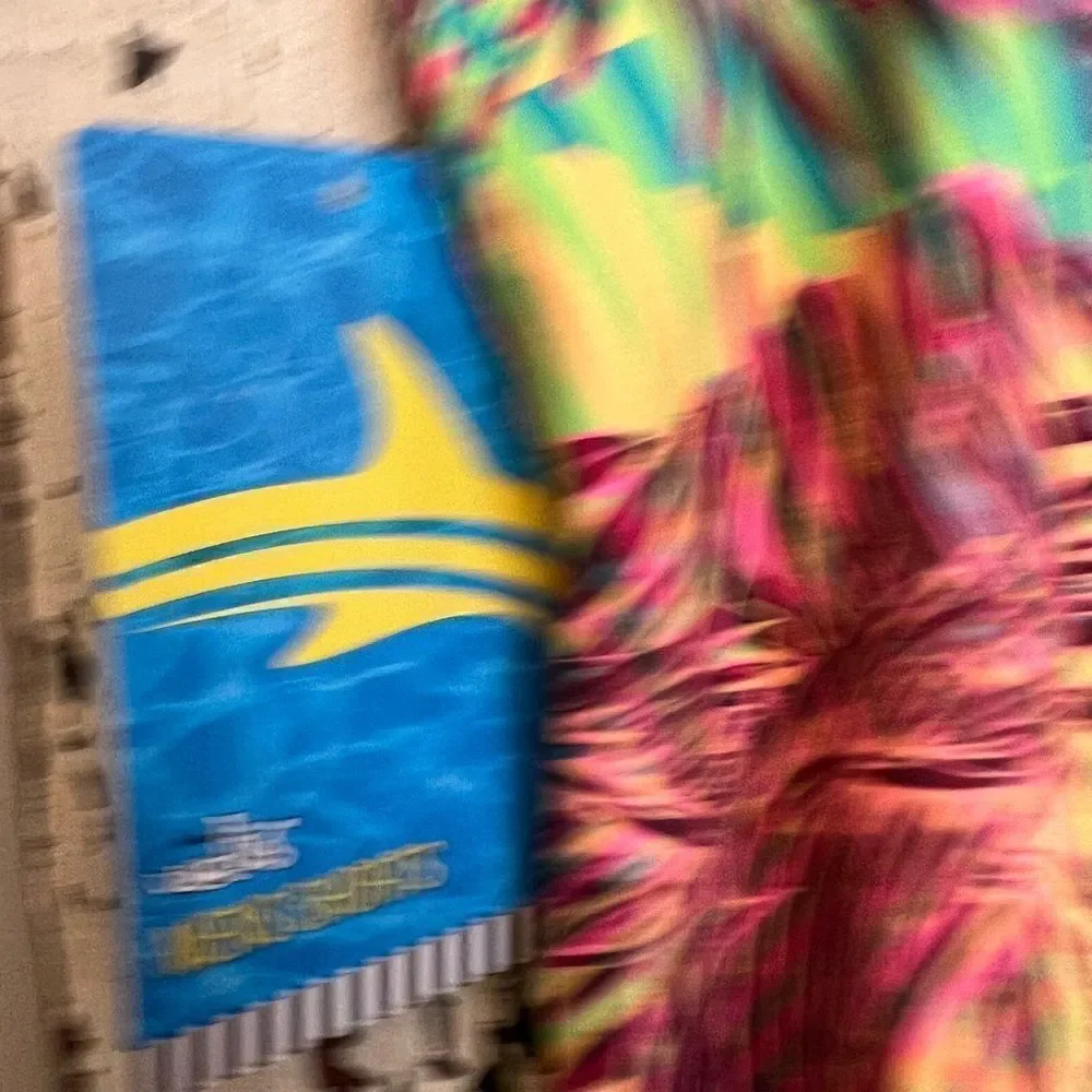 Dolfin Uglies board shorts. Men’s XL. Colorful. Beach swim. Trunks. Resort.
